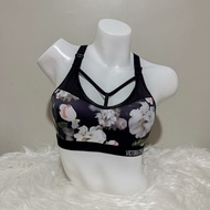 32C — Victoria’s Secret Sports Bra