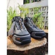 Men's outdoor shoes size 42