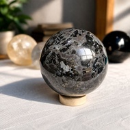 Indigo Gabro Sphere M001 7.2cm