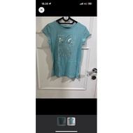 Gap T-shirt