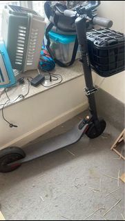 Ninebot 電動滑板車連籃