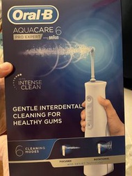Oral-B Aquacare 6 Pro Expert 沖牙機