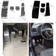 ZR For Foot Rest pedal Pads Gas Refit Sticker For BMW X1 M3 E39 E46 E87 E84 E90 E91 E92 AT / MT Acce