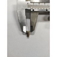 Small screw Flat head