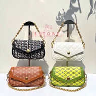 C Este Printed Chain Handle Bag