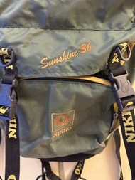 Nikko Sunshine36 背包 (有內支撐金屬片）