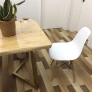 Eames chair nordic style