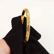 TEMU A Stainless Steel Bracelet With A Lady's Relief Craft, A [random Color] Jewelry Polishing Cloth