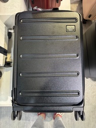 Hallmark行李喼 前蓋開行李箱可擴充(24” > 25") travel luggage suitcase baggage