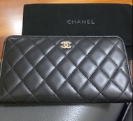 Chanel 黑色拉鍊長銀包