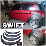 Over Fender Swift 1 set contains 4 pieces