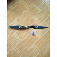 Cánh quạt máy bay mô hình sợi các bon futura chính hãng 10*45 11*45