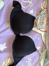 Victoria Secret內衣32DD