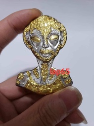 隱藏版外星人牌(師父版本級專屬佛牌)
阿贊蒙(國師).全港限量只有1個.制造不夠10個.