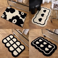 Black and White Love Plush Carpet Bathroom Water-absorbent Anti-slip Floor Mats Bedroom Entry Carpet Stain-resistant Quick-drying Floor Mats