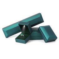 High-End Seamless LED Light Jewelry Box Ring Box Jewelry Box Jewelry Box Stud Earrings Packing Box/LED珠宝盒LED Jewelry Gift Box Ring / Pendant / Bracelet / Watch Box
