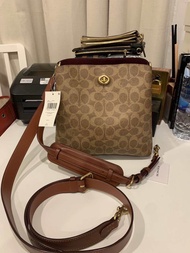 รับประกันแท้💯 bucket SHOP 9 นิ้ว C3890 Willow shoulder Bag in Signature