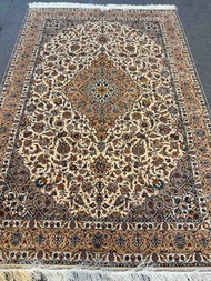 "Timeless Beauty: Persian Silk on Silk Carpet 5x7 ft Crafted in Iran!"