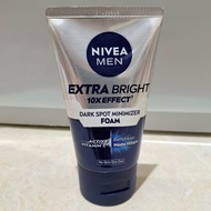 NIVEA Men Extra Whitening Dark Spot Minimizer Facial Foam 100ml membersihkan dan membantu mengatasi 