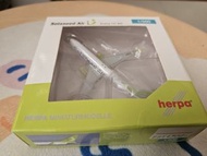 飛機模型：日本國內航空公司，Solaseed Air,737-800，1:500