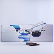 HOT 1/150 Scale Model State Of Kuwait Airways B747-8 Airplane Airline With Light Resin Plane Collect