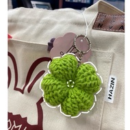LUCKY 4-LEAF GRASS KEYCHAIN, handmade wool keychain, lucky keychain, queen of tears, beautiful keych