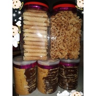 Kuih Kapit Crunchy ..Coklat/Peanut/Mix/Asli..Homemade