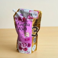 狮王柔顺剂1200ml-甜蜜花果香-【1200ml】日本原裝進口 LION獅王柔順劑衣物留香除臭汗臭味異味;獅王柔順劑1200ml-甜蜜花果香