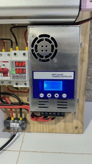 ชุดคอลโทรลชุดนอนนาโซล่าเซลล์24v5000w mppt60aกันฟ้าผ่าและชิโนไทม์เมอร์พร้อมส่งในไทยแผงไม้