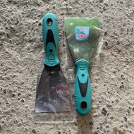 3 inch Iron Scraper Rubber Handle 3" MDN Iron Scraper