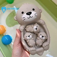 Children's Bathroom Floating Animal Otter Sealed Floating Bathing Toy Toy Play Water Infant B8o0