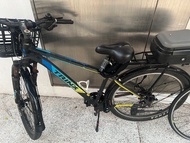 Trinx 山地車 配備籃子和後備箱27.5