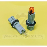 SEBIJI HARGAPERODUA/TOYOTA T10 HEADLAMP BULB SOCKET