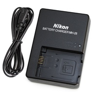 Nikon MH-28 Battery Charger for Nikon 1 V2 Digital Camera