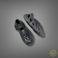 Adidas Yeezy Foam Runner MX Granite UK11