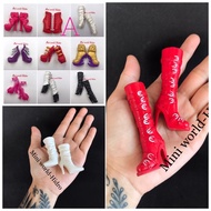 Monster high MH, Hasbro, eah doll shoes... genuine, still very new. Code MhA