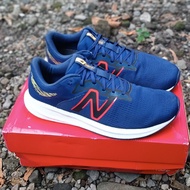 Sepatu Running new balance course draft v2. size 43. second original. preloved