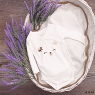 Long-sleeved shirt for babies up to 3 months weighing from 3.5 - 5.5kg (3m), soft material, cute des