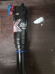 DNM 後避震器