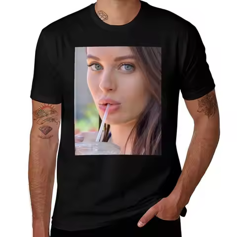Beauty Lana Rhoades T-Shirt Basic Solid Color Short Sleeve T-Shirt