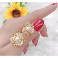 Pair of Gold Plated Women's Earrings Model B417 - Luxurious - Easy to coordinate