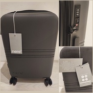 [Clearance] 20 Inches American nere Luggage, extendable|美國大品nere 20吋 行李箱 可登機 可廣展 水泥灰顏色 [拉杆箱 行李箱 喼 拉喼 旅行箱 旅行喼 行李 手拉車 手推車 購物車|luggage, cart, baggage, suitcase, carriage, trolley, travel, shopping cart]