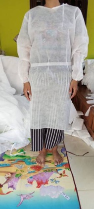 Disposable Disposible Spound Bound 50gsm Apd Gown / Gown (White)