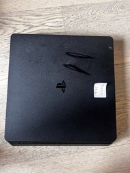 PlayStation PS4 slim主機