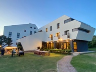 灣岸175 (Wangan 175 B&B)