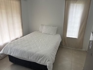 บ้านเดี่ยว 1 ห้องนอน 1 ห้องน้ำส่วนตัว ขนาด ตร.ม. – เบย์วอเตอร์ (Pentago Suites - Unit 6)