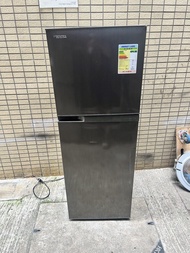 東芝牌二門雪櫃，高155cm