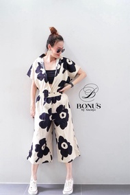 9Hre1 ชุดเซท เสื้อเชิ้ต กางเกงขา 9 ส่วนบาน อก 46 "ยาว23" กางเกงเอวสม๊อคยางยืด ขา 9 ส่วน เอว 28" ยืดถ