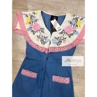 เดรสงานวินเทจผ้ายีนส์งานป้ายบนเดรสยีนส์ปักดอกระบายคอแต่งลูกไม้ ไซส์ XL อกถึง 36 เอวถึง 30 สะโพกถึง 4