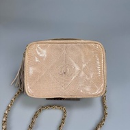 CHANEL VINTAGE 流蘇蜥蜴皮相機包0開